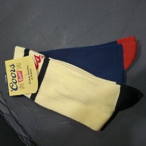 Coors Men's yellow and navy blue crew socks 2pairs fits Men's shoe size 8-12 new